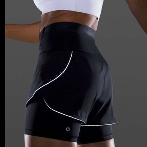 Lululemon Fast and Free 2 in 1 Shorts Elite Women's Size 4 in Black Biker Shorts